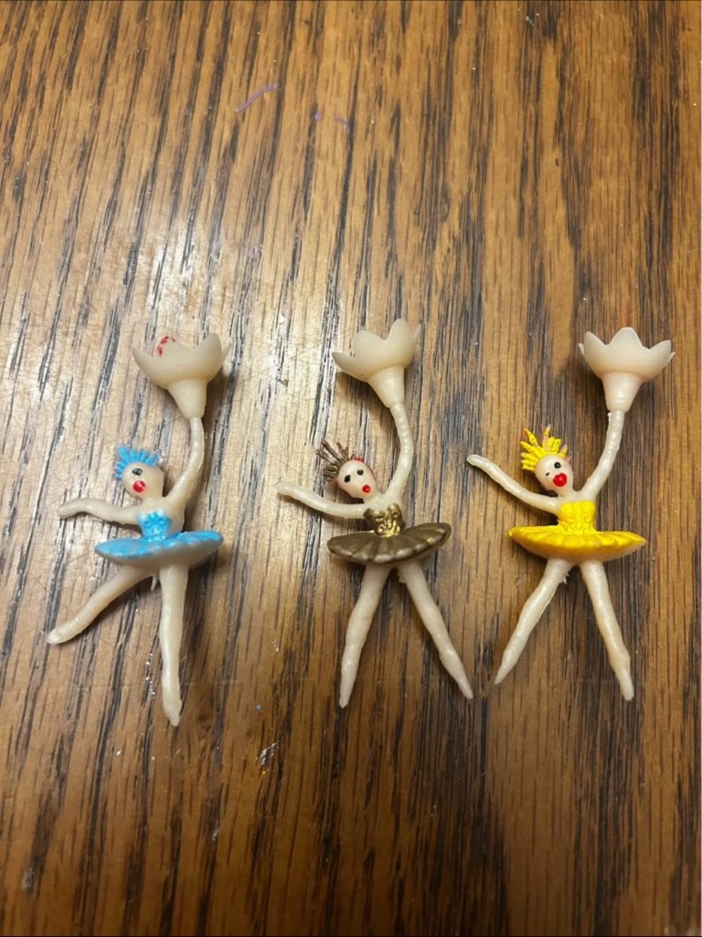 Vintage cake toppers